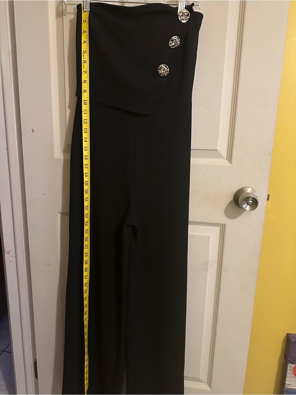 High-Waist Black Wide-Leg Jumpsuit with Decorative Buttons